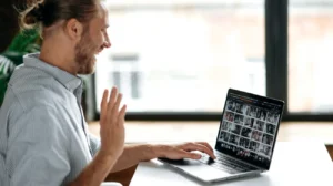 Los Centros de Datos como Nueva Inversión Inmobiliaria impulsada por el Trabajo Remoto y la IA en 2025